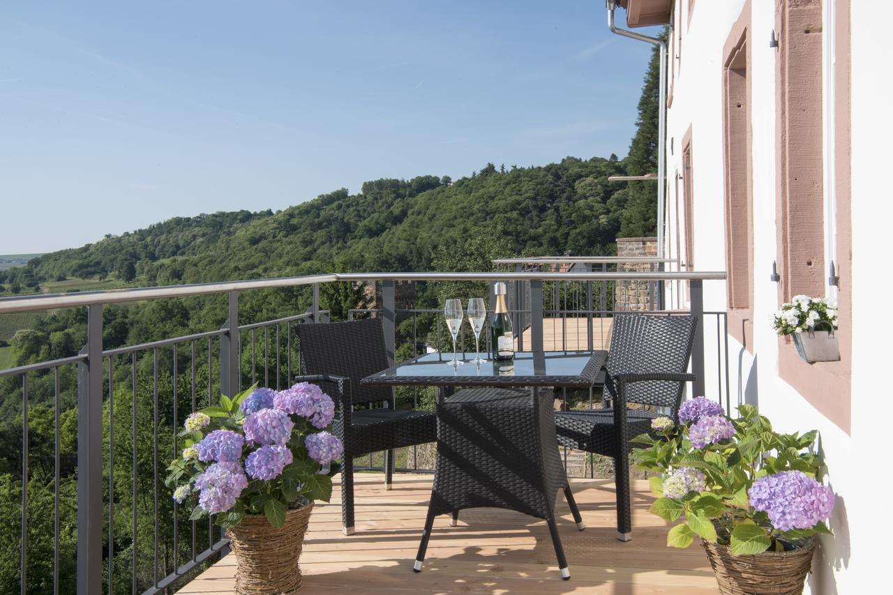 Burggarten Appartements Neuleiningen Ngoại thất bức ảnh