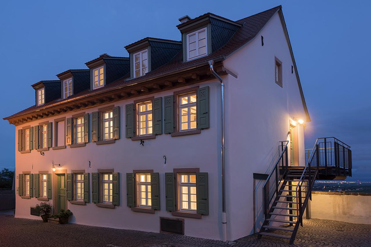 Burggarten Appartements Neuleiningen Ngoại thất bức ảnh