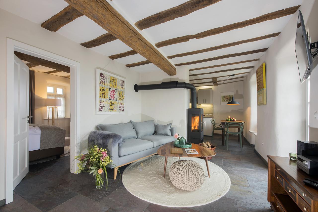 Burggarten Appartements Neuleiningen Ngoại thất bức ảnh